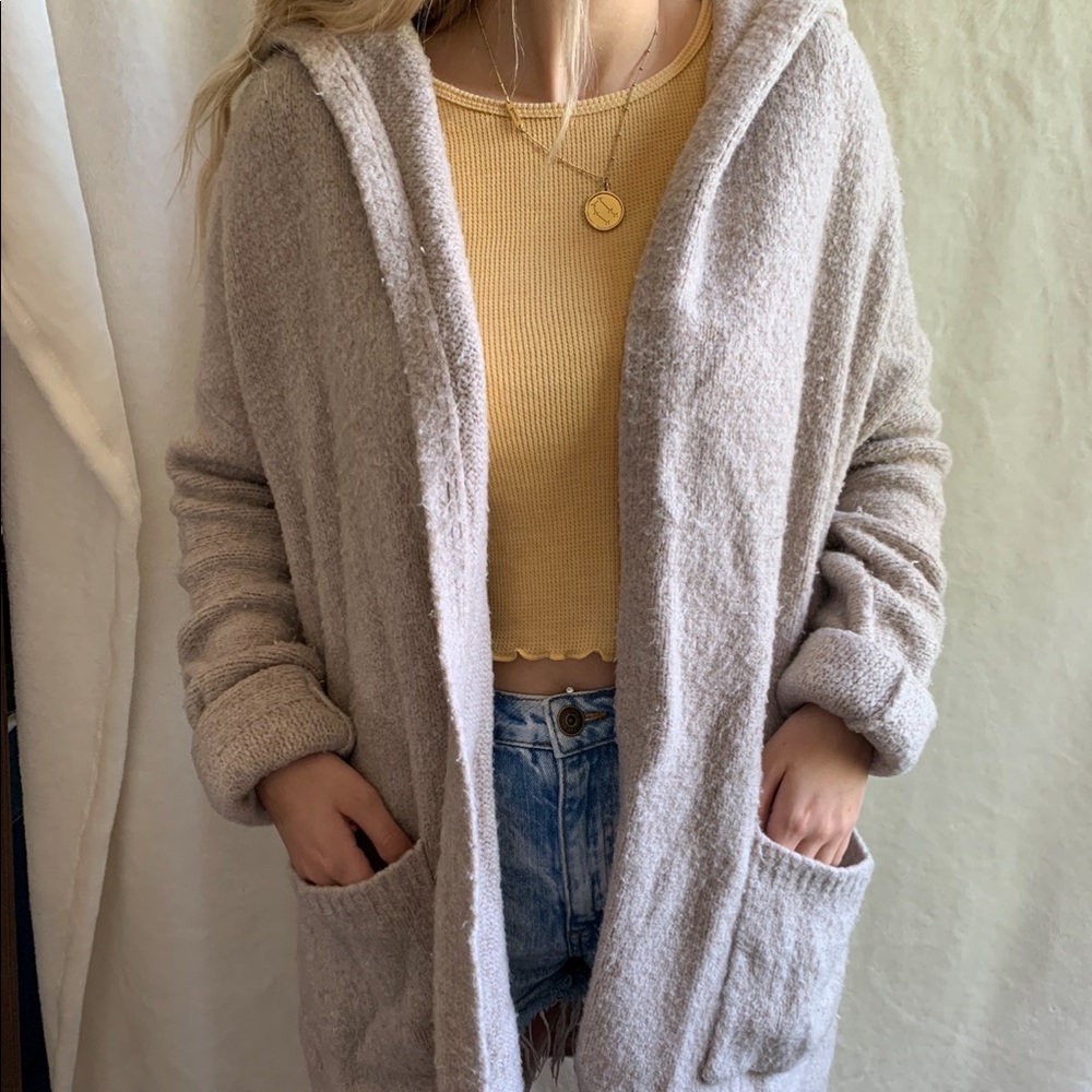 Tahari oversized beige cardigan